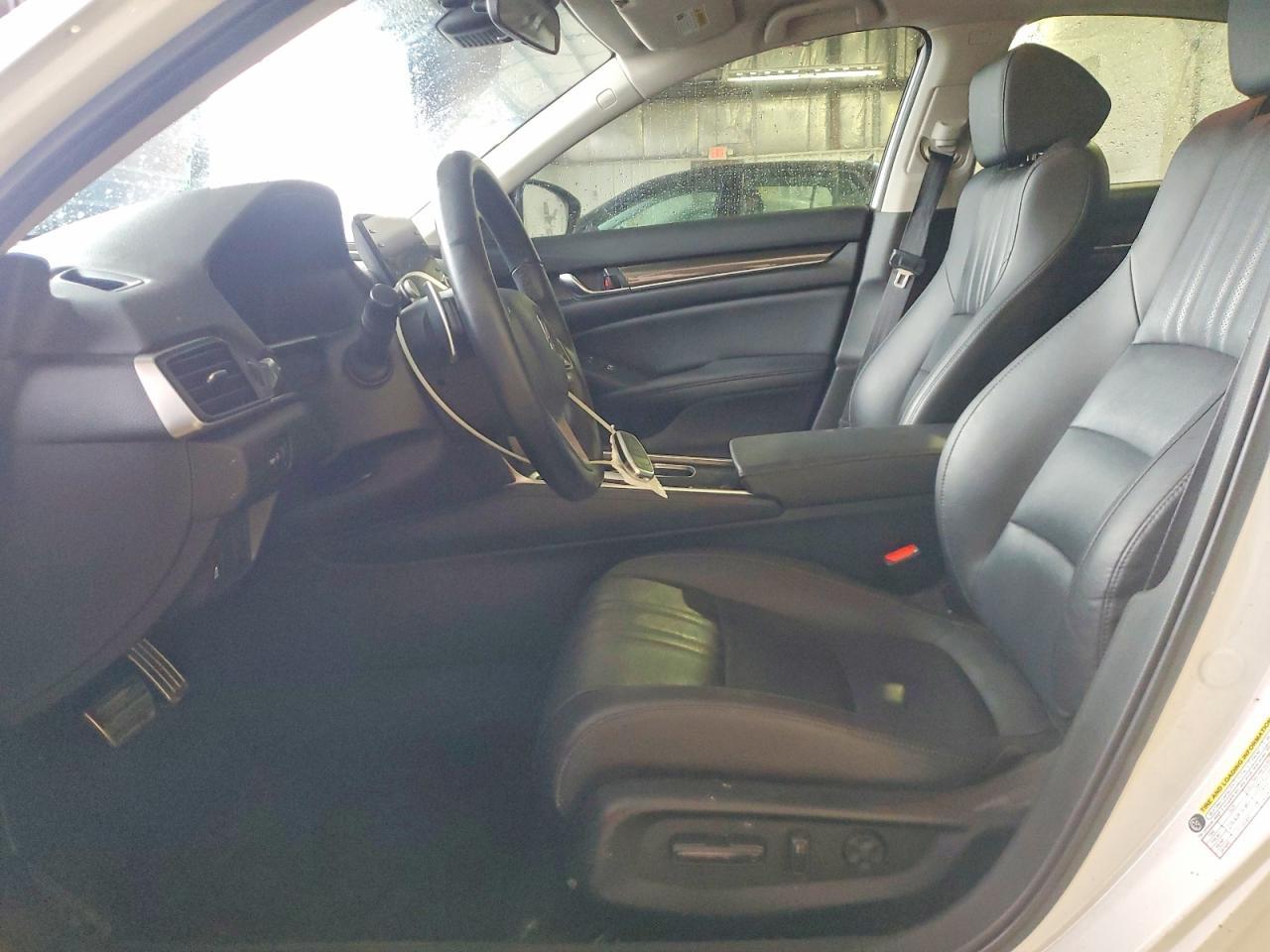 2022 Honda Accord Sport Se - Image 7