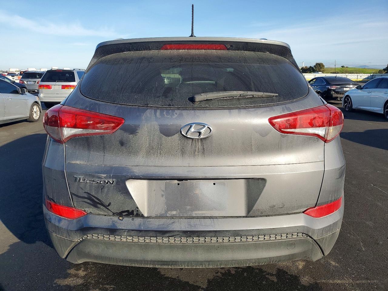 2017 Hyundai Tucson Se - Image 6