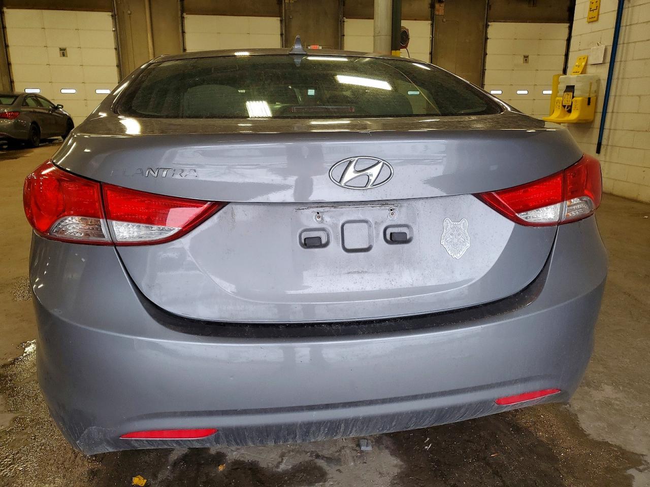 2012 Hyundai Elantra Gls - Фото 6