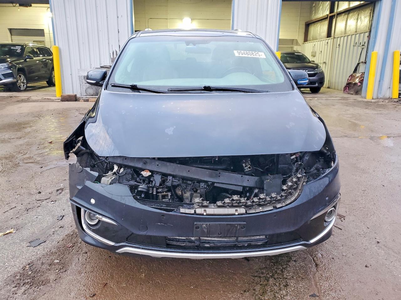 2017 Kia Sedona Sxl - Image 5