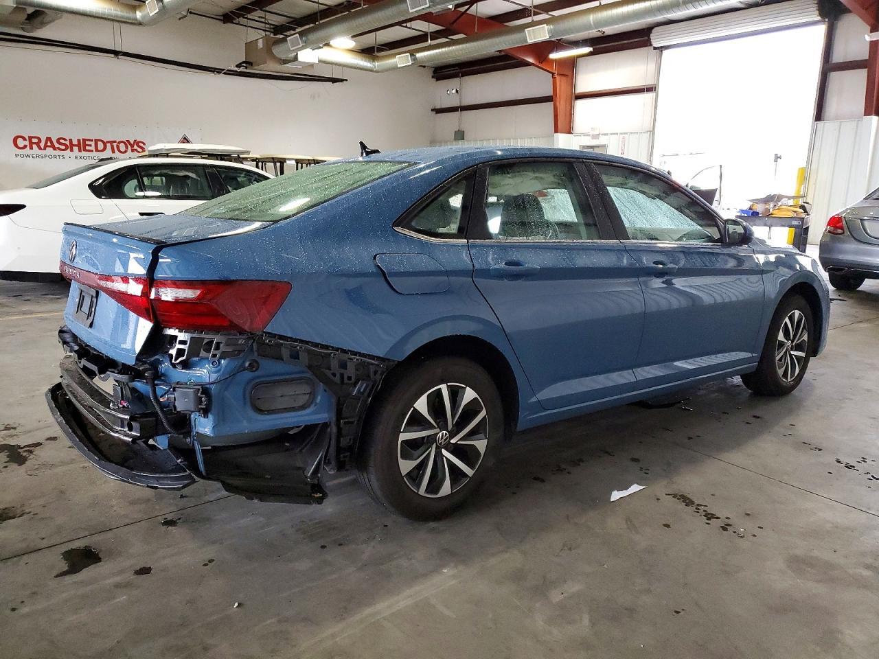 2025 Volkswagen Jetta S - Фото 3