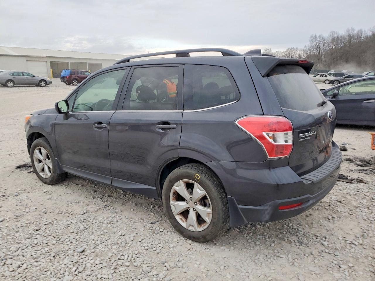 2016 Subaru Forester 2.5I Limited - Фото 2