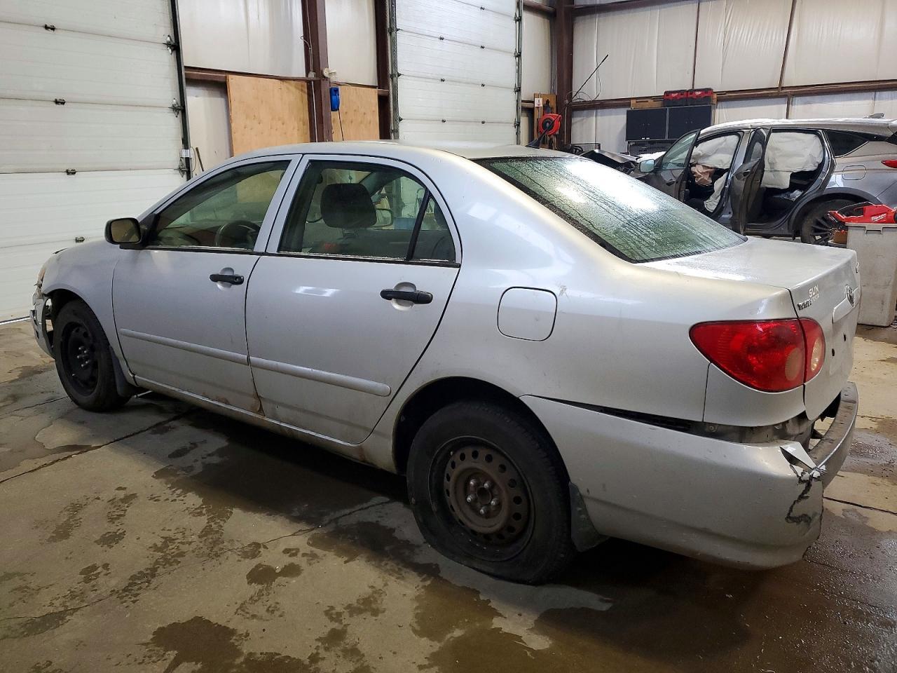 2005 Toyota Corolla Ce - Image 2