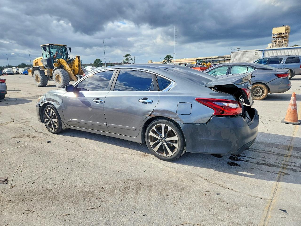 2017 Niss Altima - Фото 2