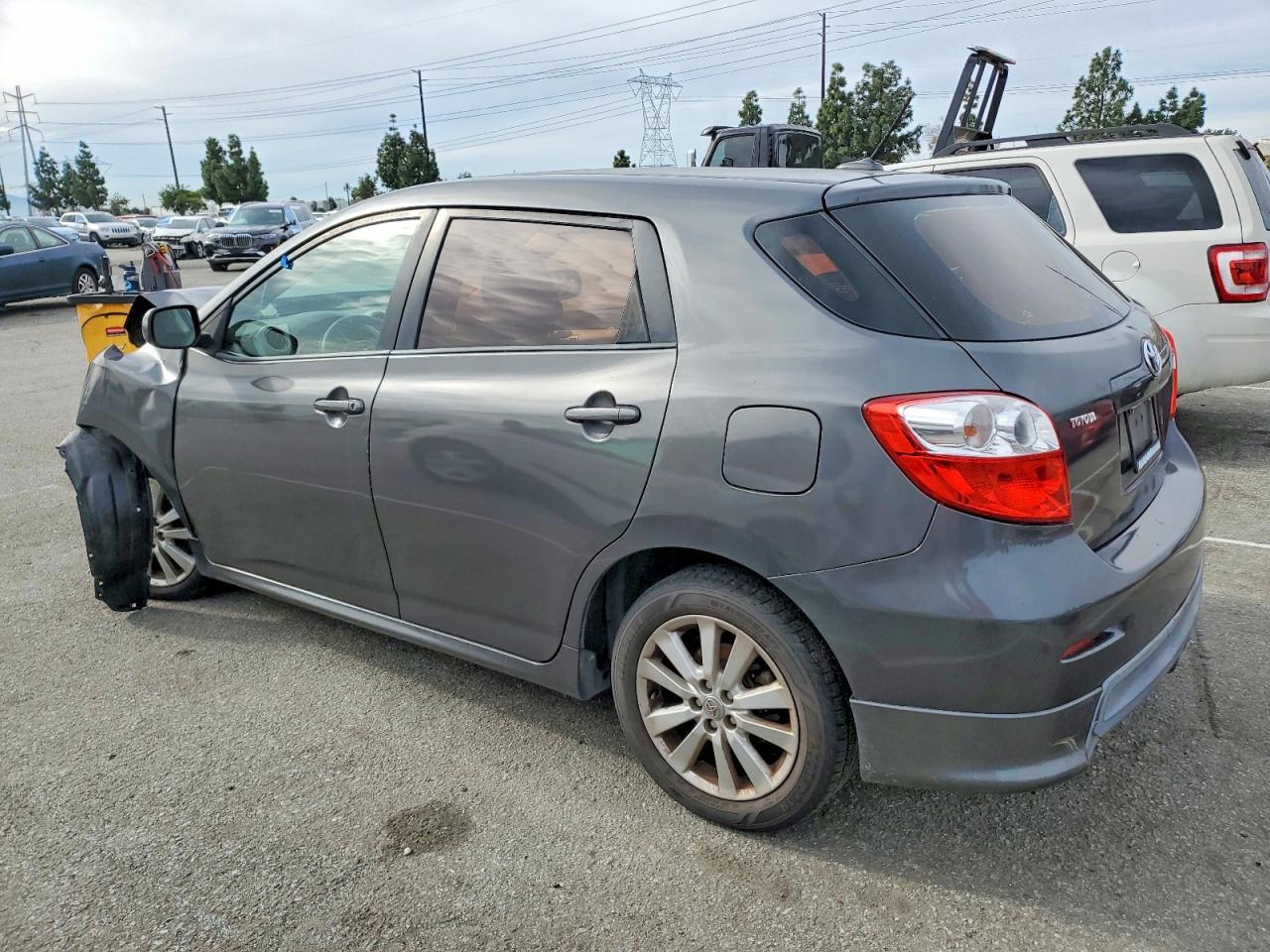 2010 Toyota Corolla Matrix - Фото 2