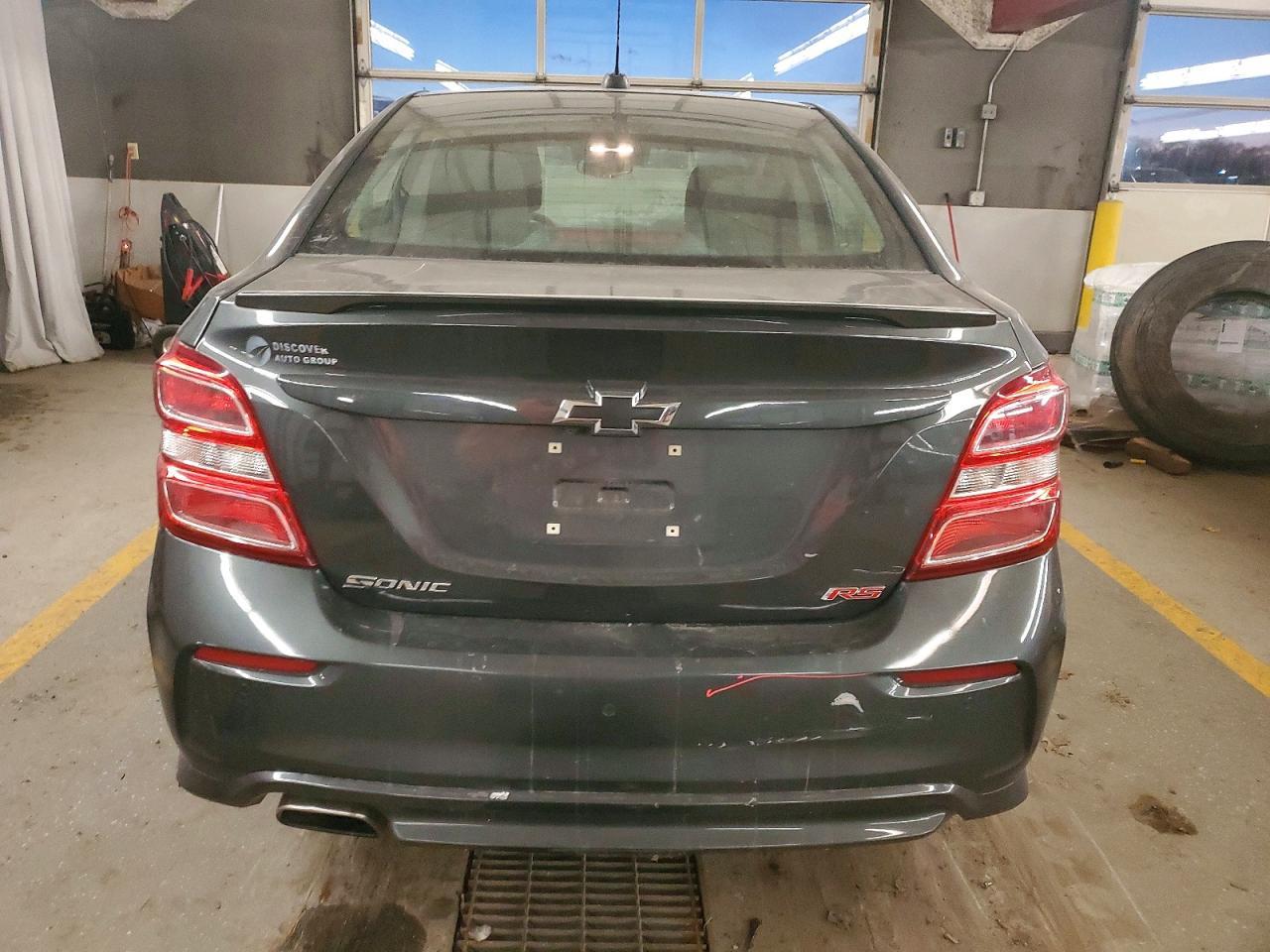 2019 Chevrolet Sonic Lt - Image 6