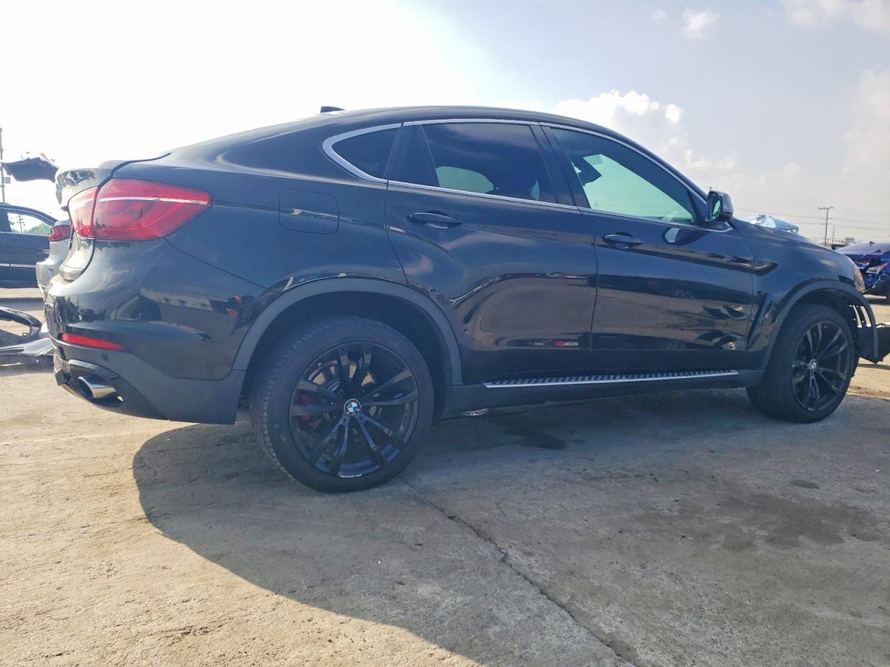 2017 BMW X6 Sdrive35I - Фото 3