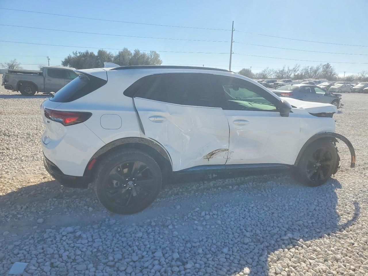 2023 Buick Envision Essence - Фото 3