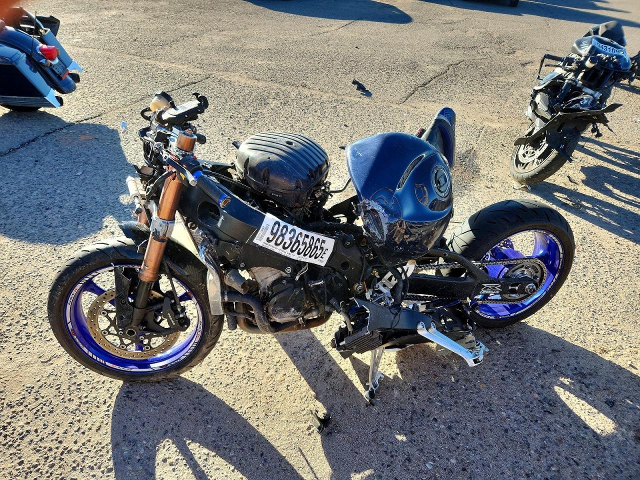 2005 Suzuki Gsx-R1000 - Фото 3