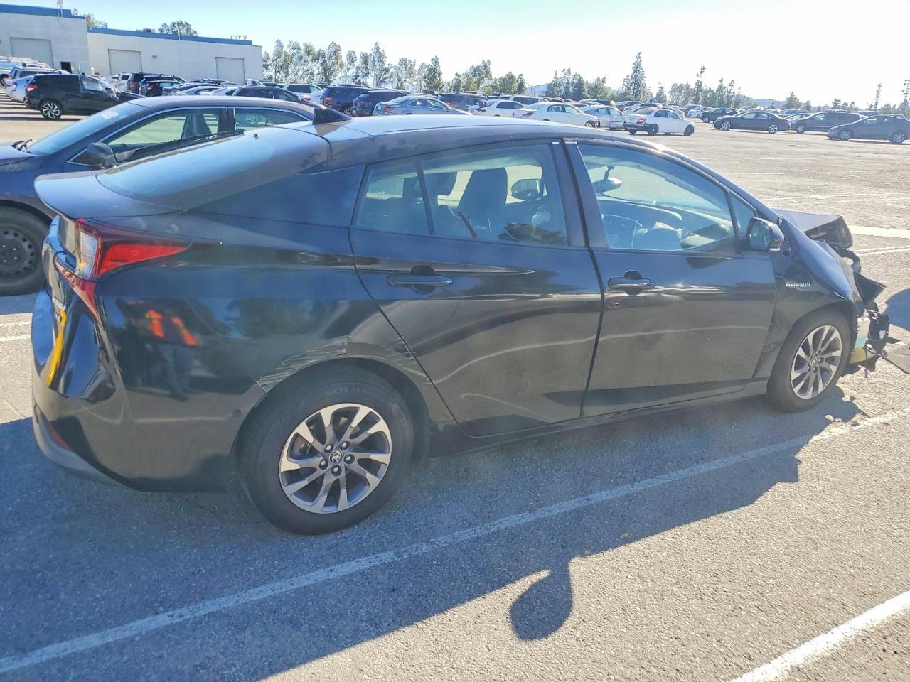 2019 Toyota Prius - Фото 3