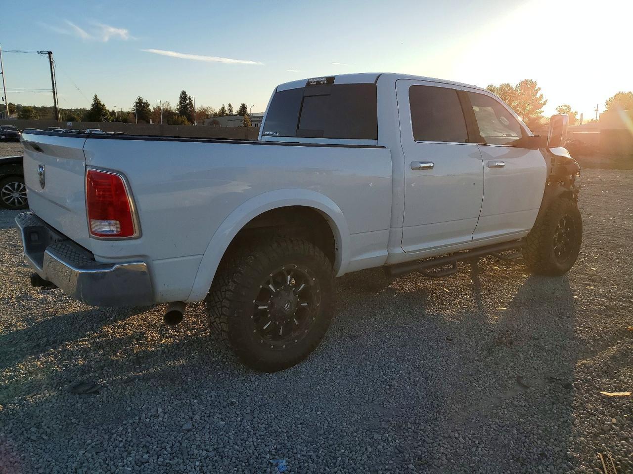 2016 Ram 2500 Longhorn - Фото 3