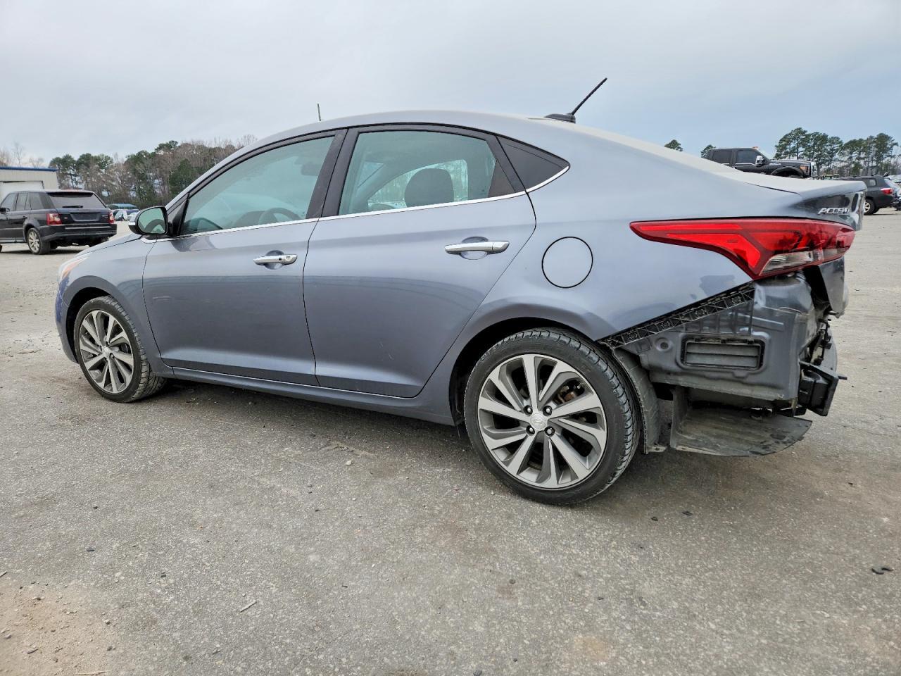 2021 Hyundai Accent Se - Image 2