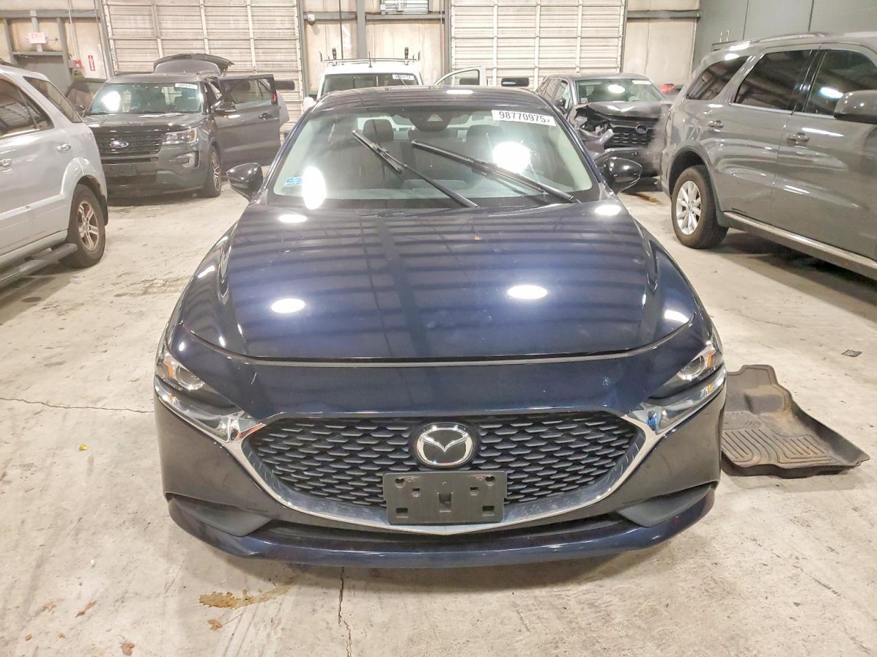 2021 Mazda 3 - Фото 5