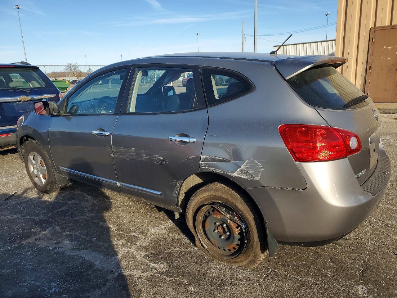 2011 Nissan Rogue S - Фото 2
