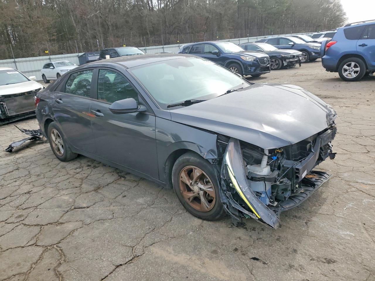 2021 Hyundai Elantra Se - Фото 4