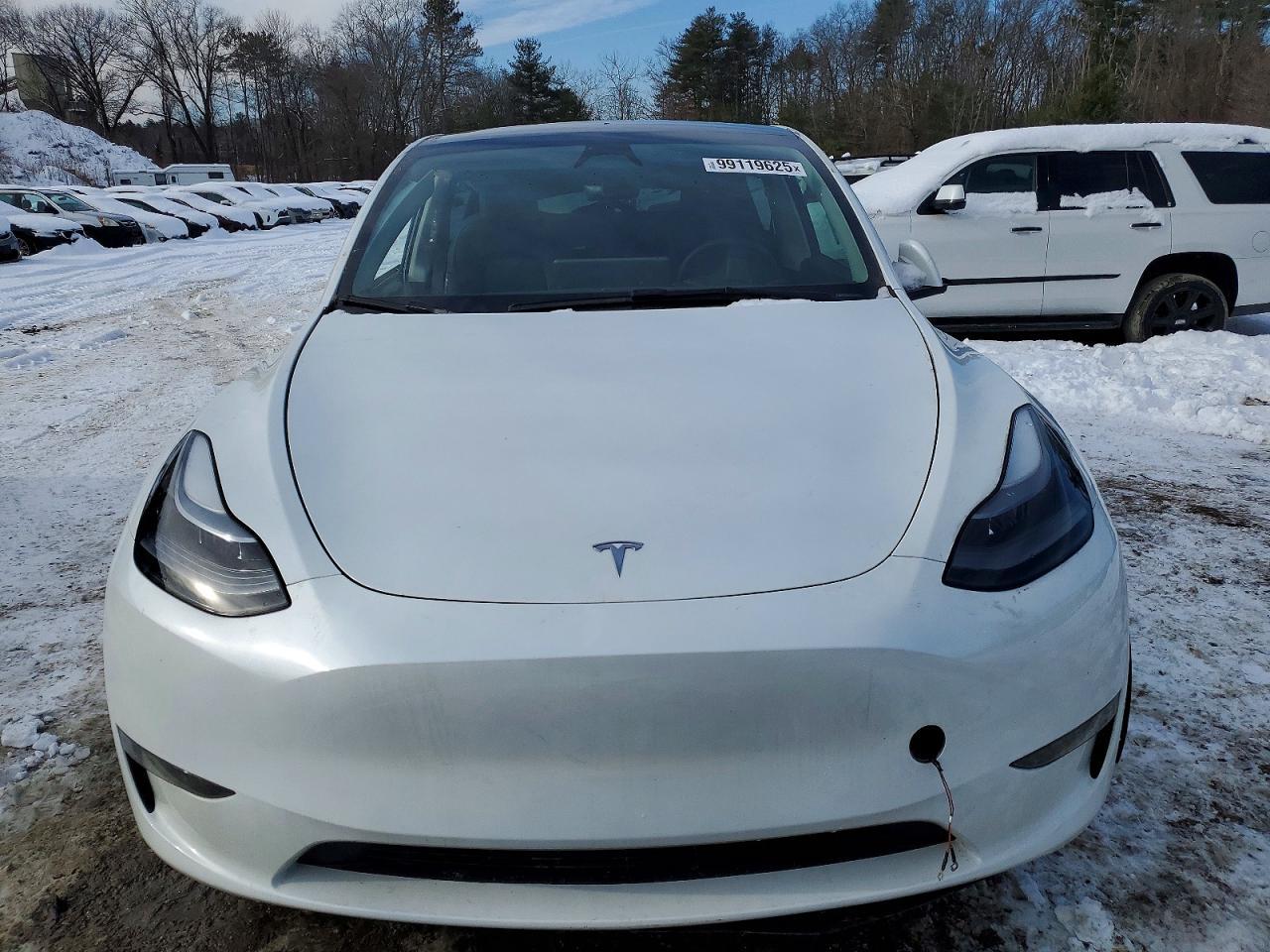 2024 Tesla Model Y - Фото 5