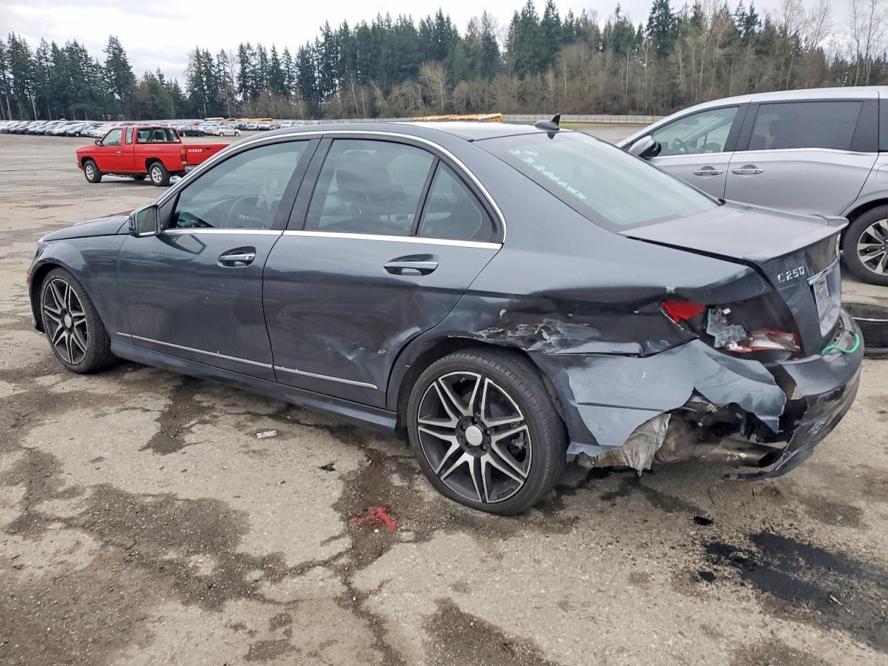 2013 Mercedes-Benz C 250 - Фото 2