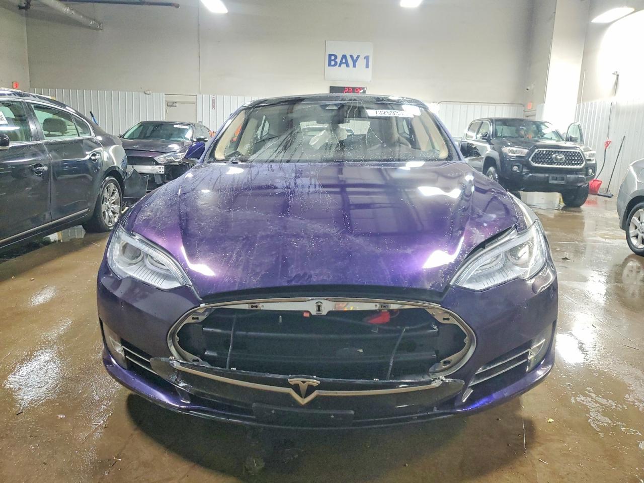 2015 Tesla Model S P85D - Фото 5
