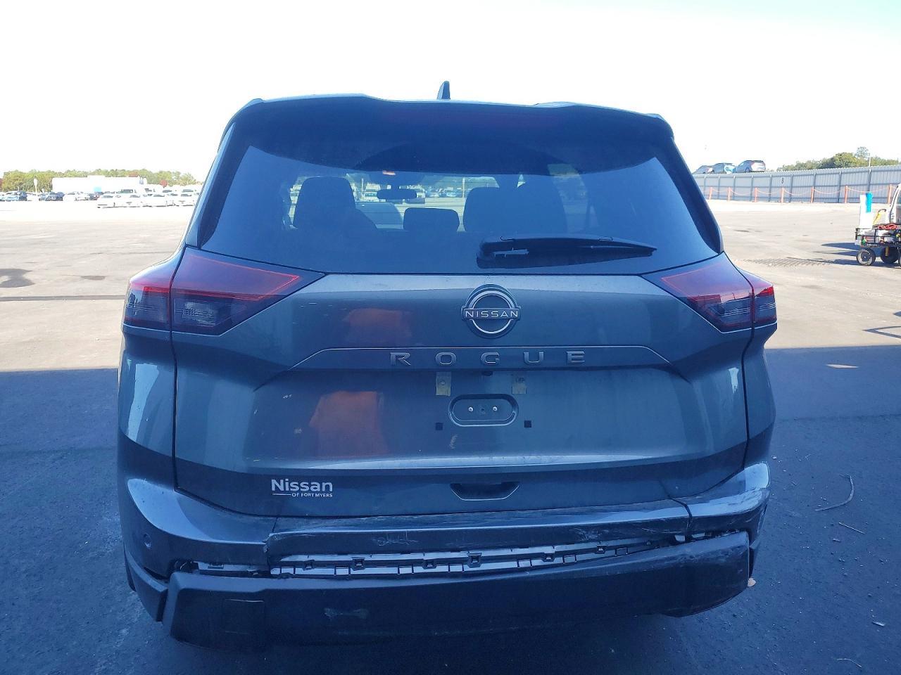 2026 Nissan Rogue S - Фото 6