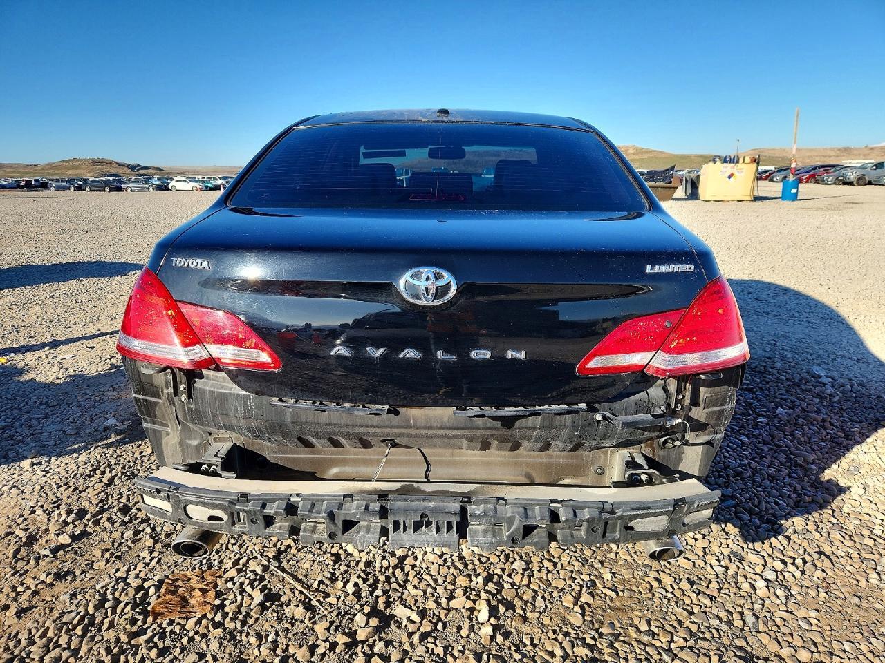 2010 Toyota Avalon Limited - Image 6
