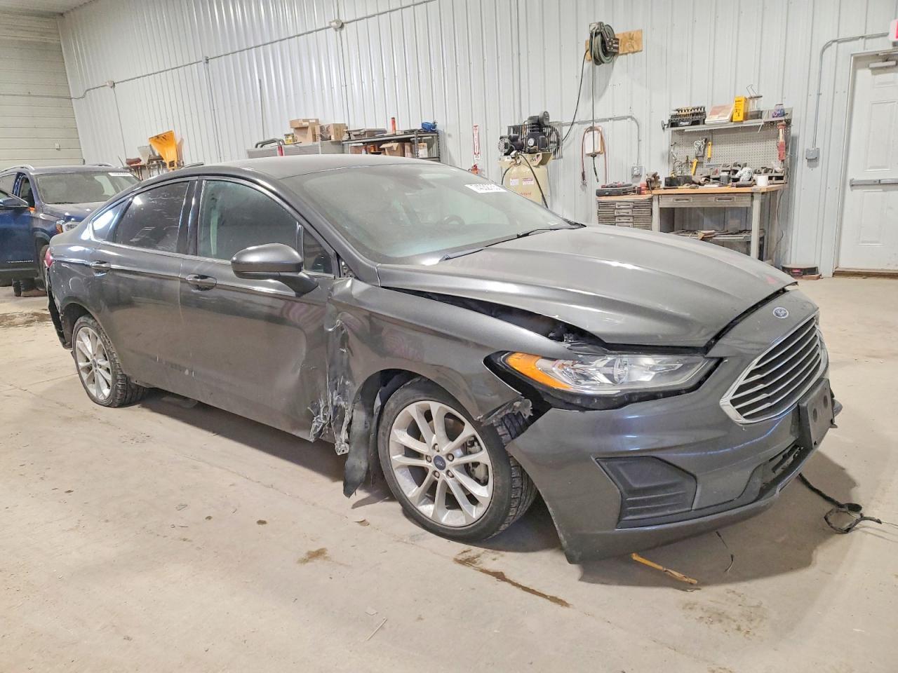 2019 Ford Fusion Se - Фото 4