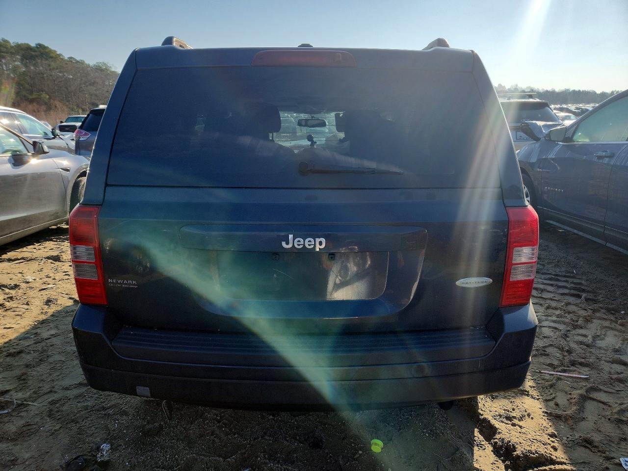 2014 Jeep Patriot Latitude - Image 6