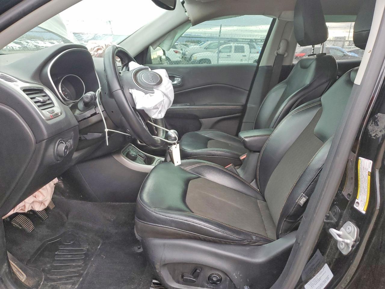 2018 Jeep Compass Latitude - Image 7