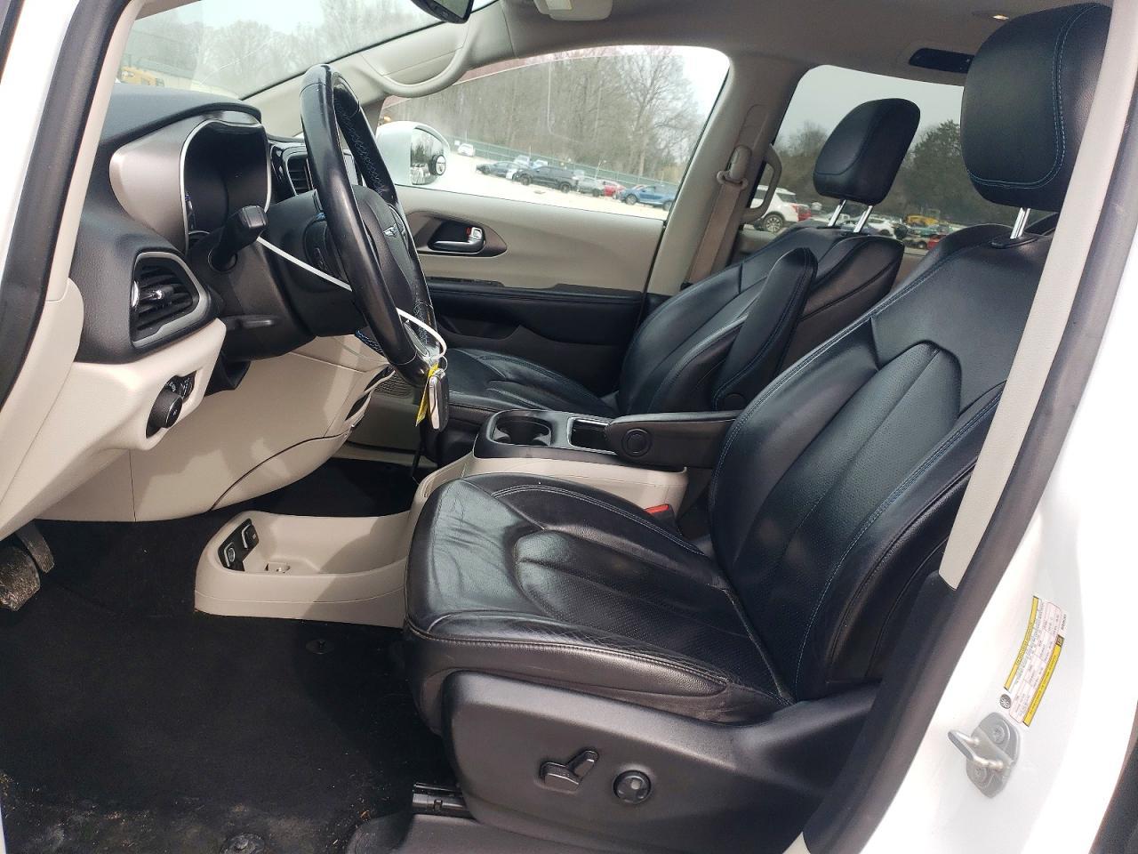 2021 Chrysler Pacifica Touring L - Фото 7