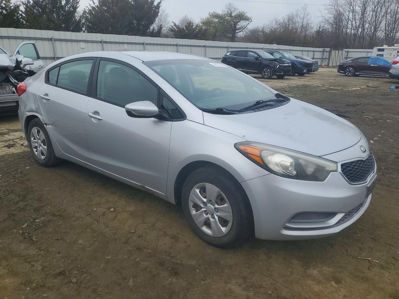 2015 Kia Forte Lx - Image 4