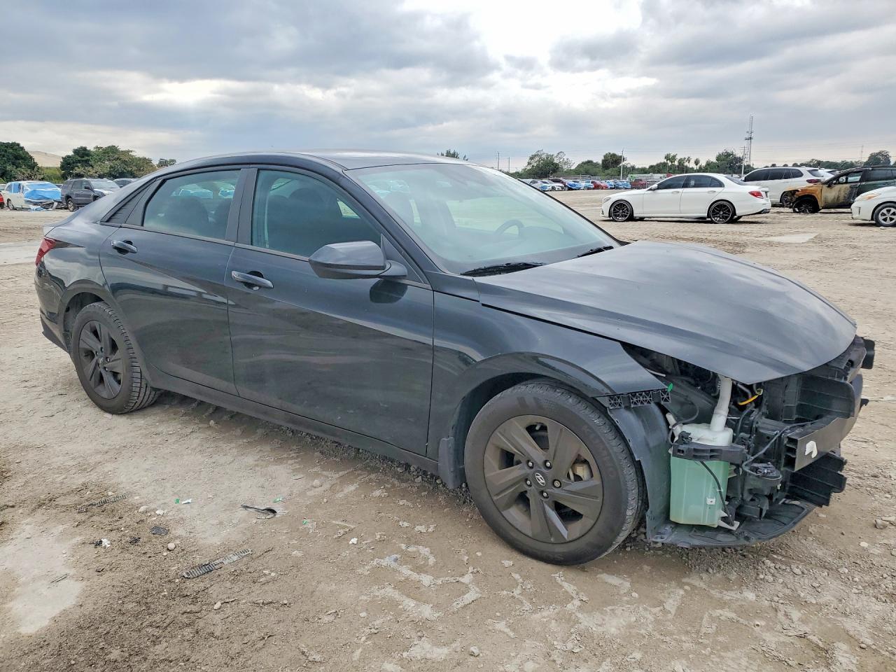 2022 Hyundai Elantra Sel - Image 4