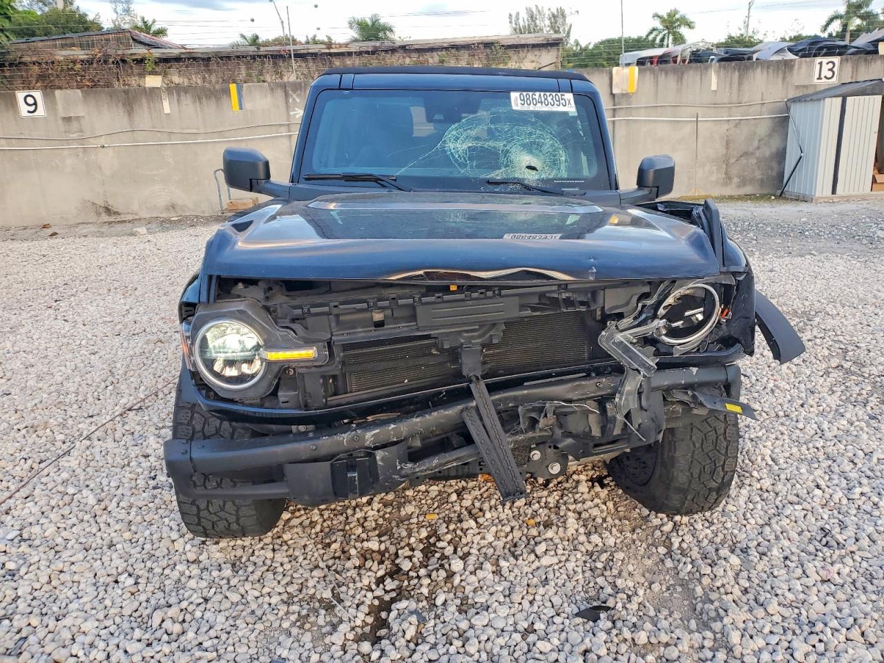 2021 Ford Bronco Base - Image 5