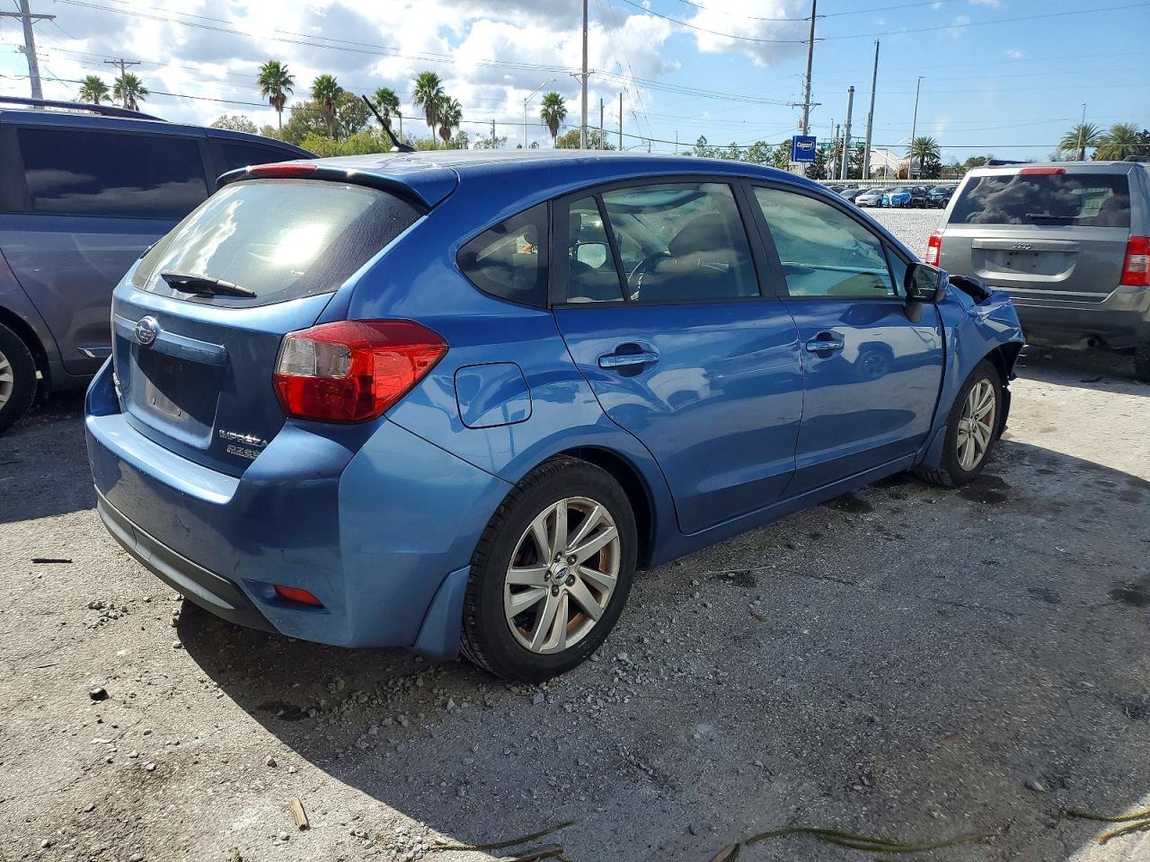 2016 Subaru Impreza Premium - Фото 3