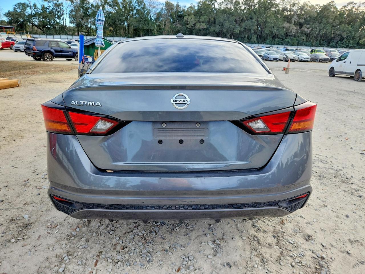 2020 Nissan Altima S - Фото 6