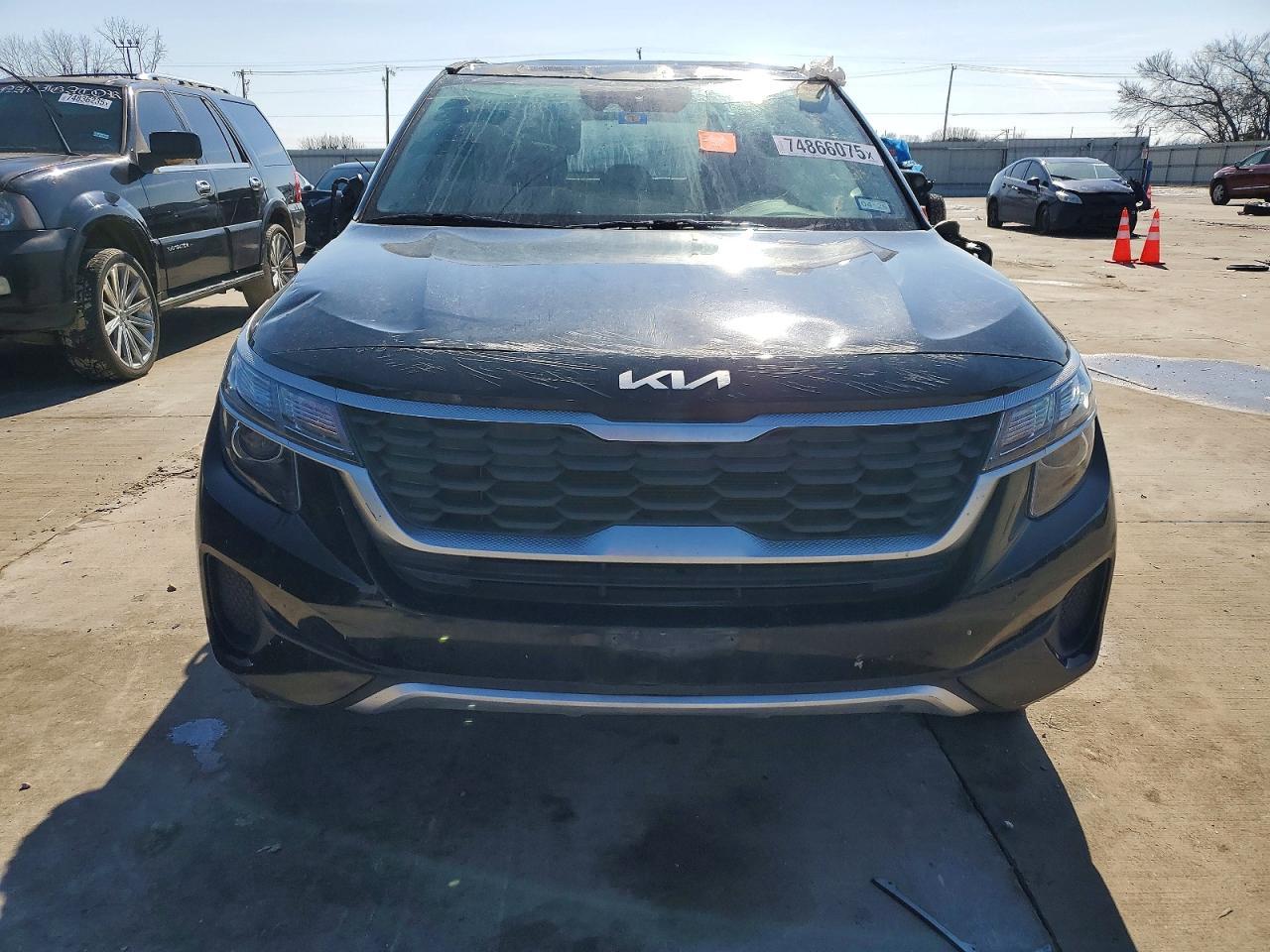 2023 Kia Seltos Lx - Image 5