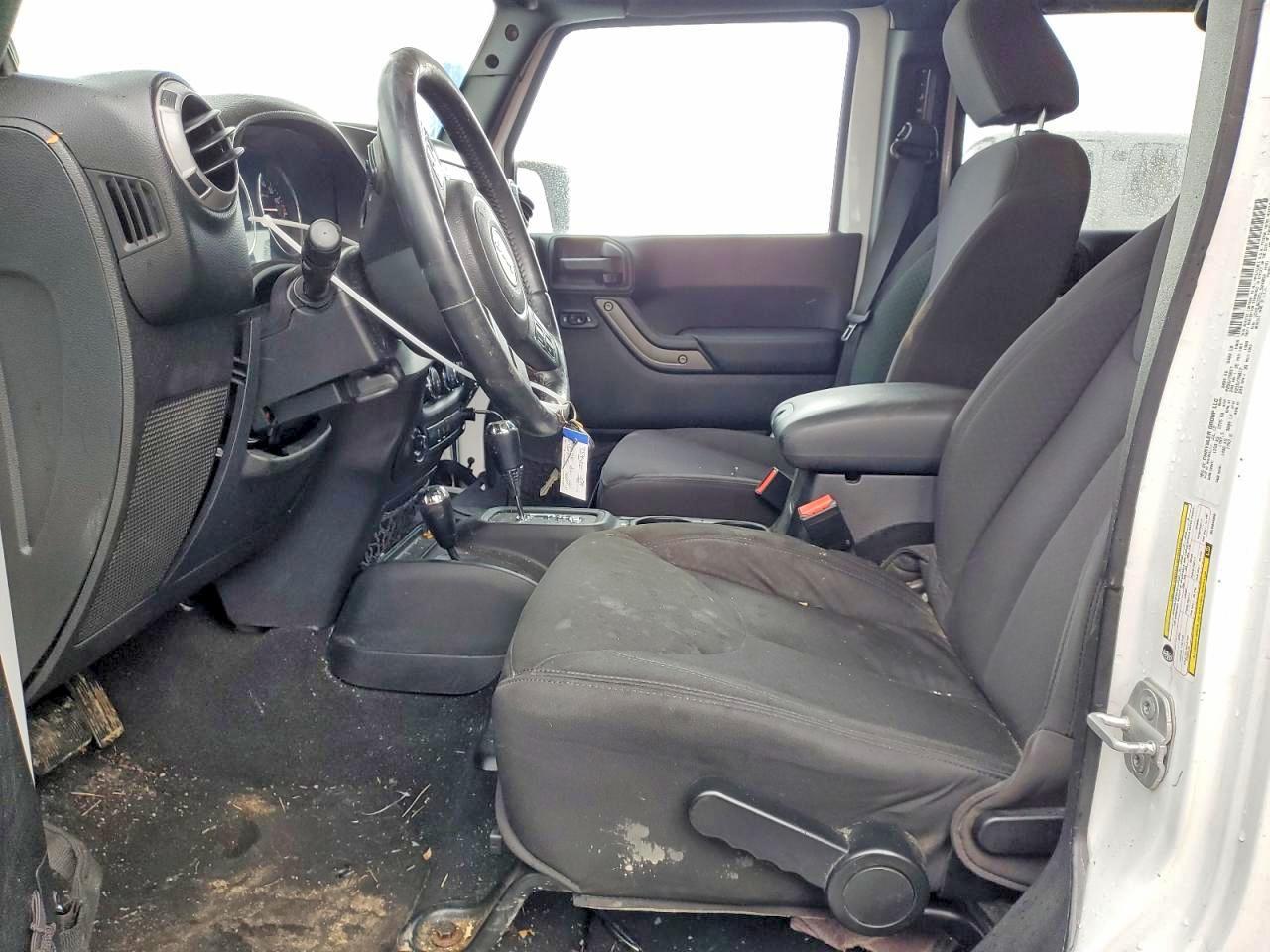 2013 Jeep Wrangler Unlimited Sport - Image 7