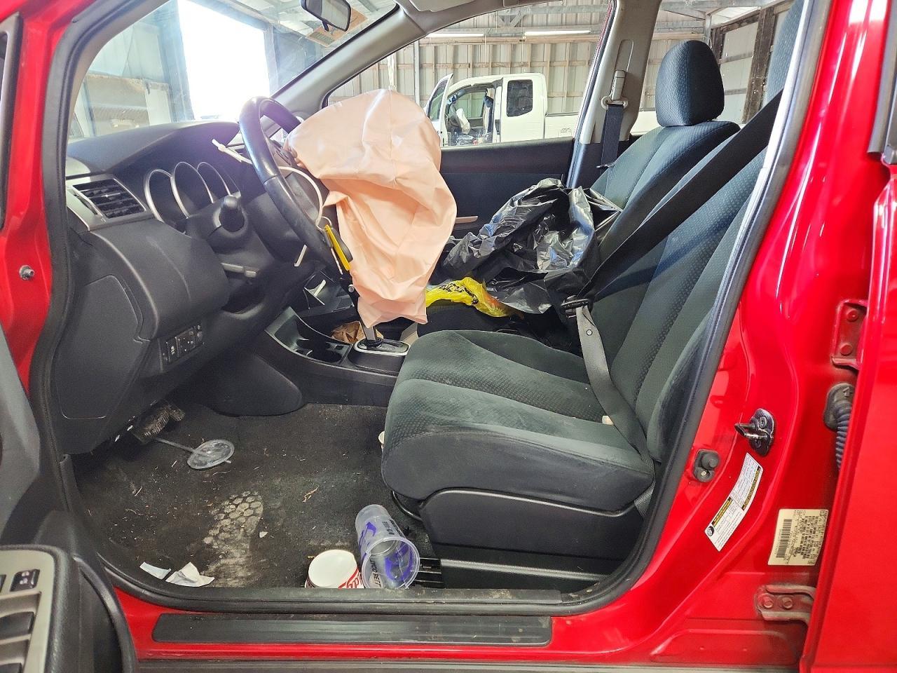 2012 Nissan Versa S - Фото 7