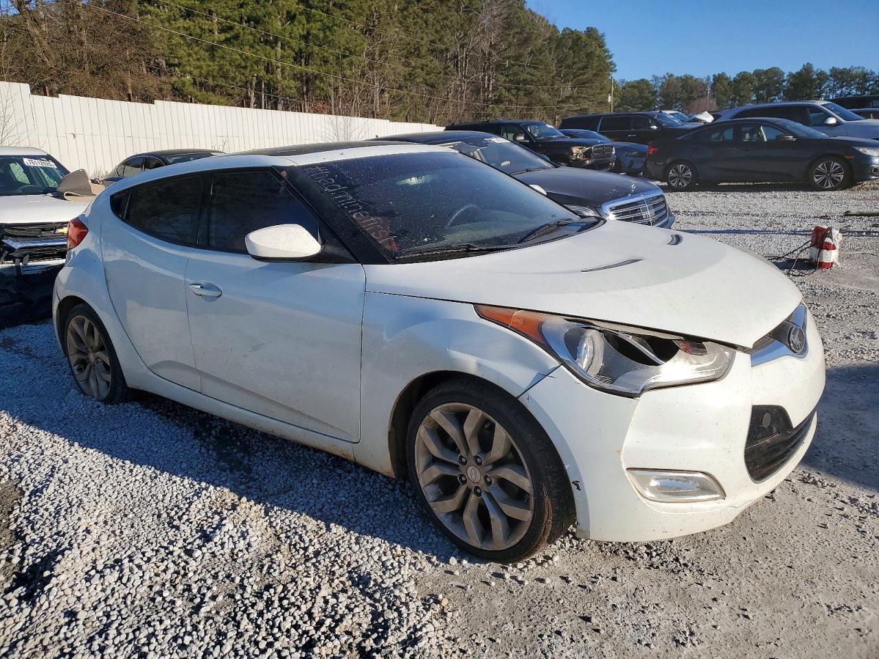 2012 Hyundai Veloster - Фото 4