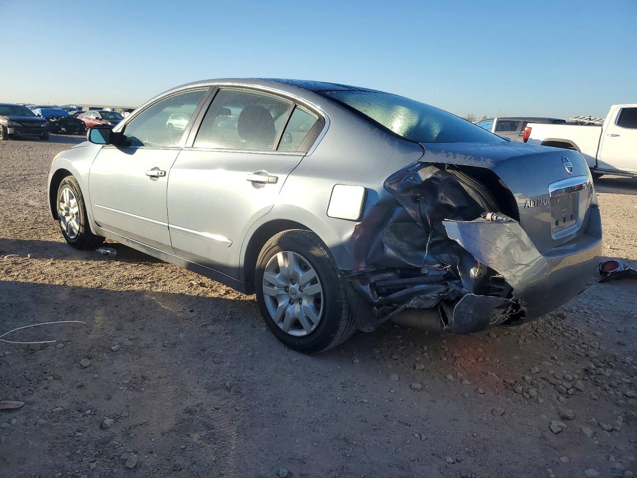 2012 Nissan Altima - Фото 2