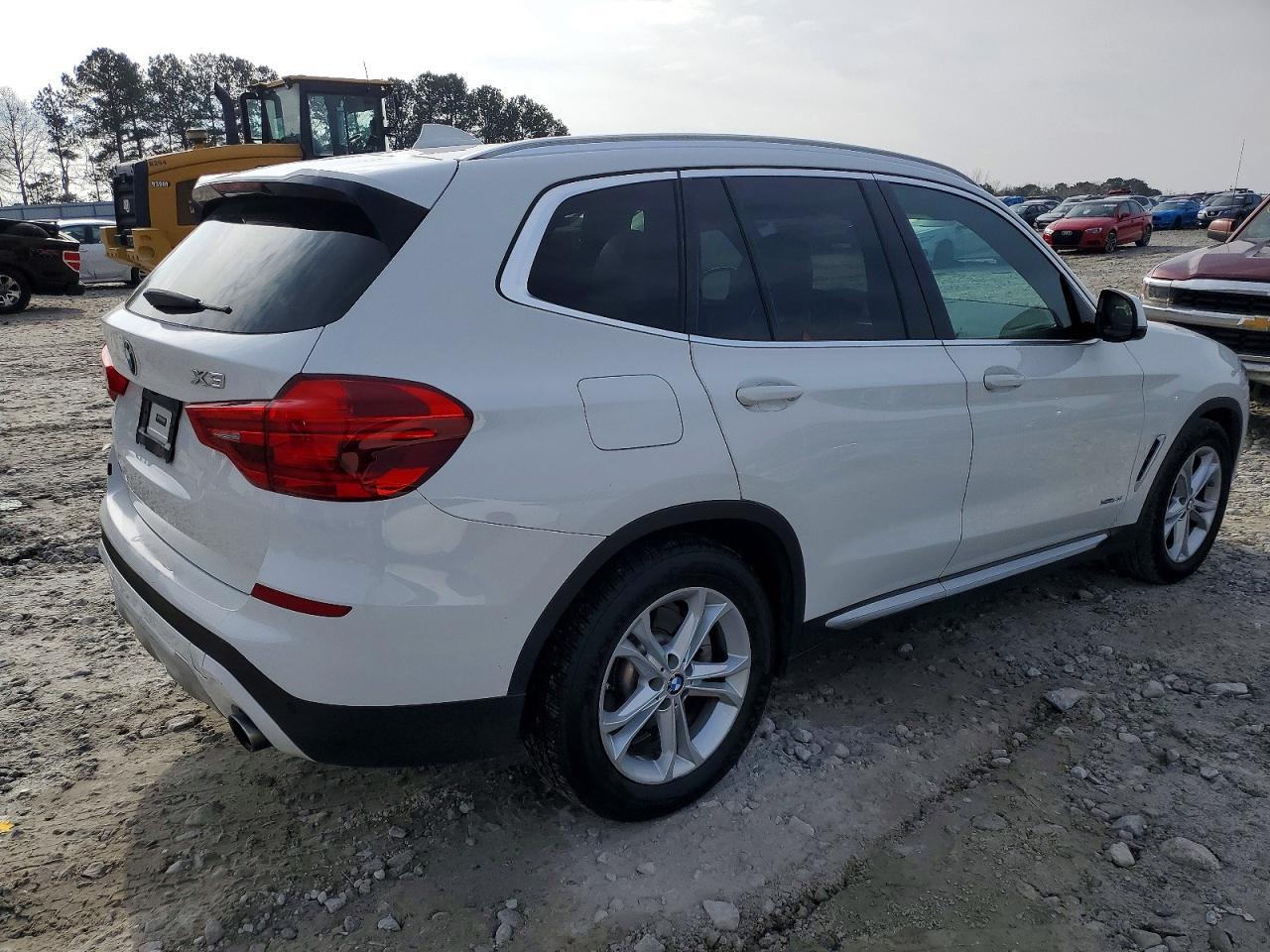 2018 BMW X3 xDrive30I - Фото 3