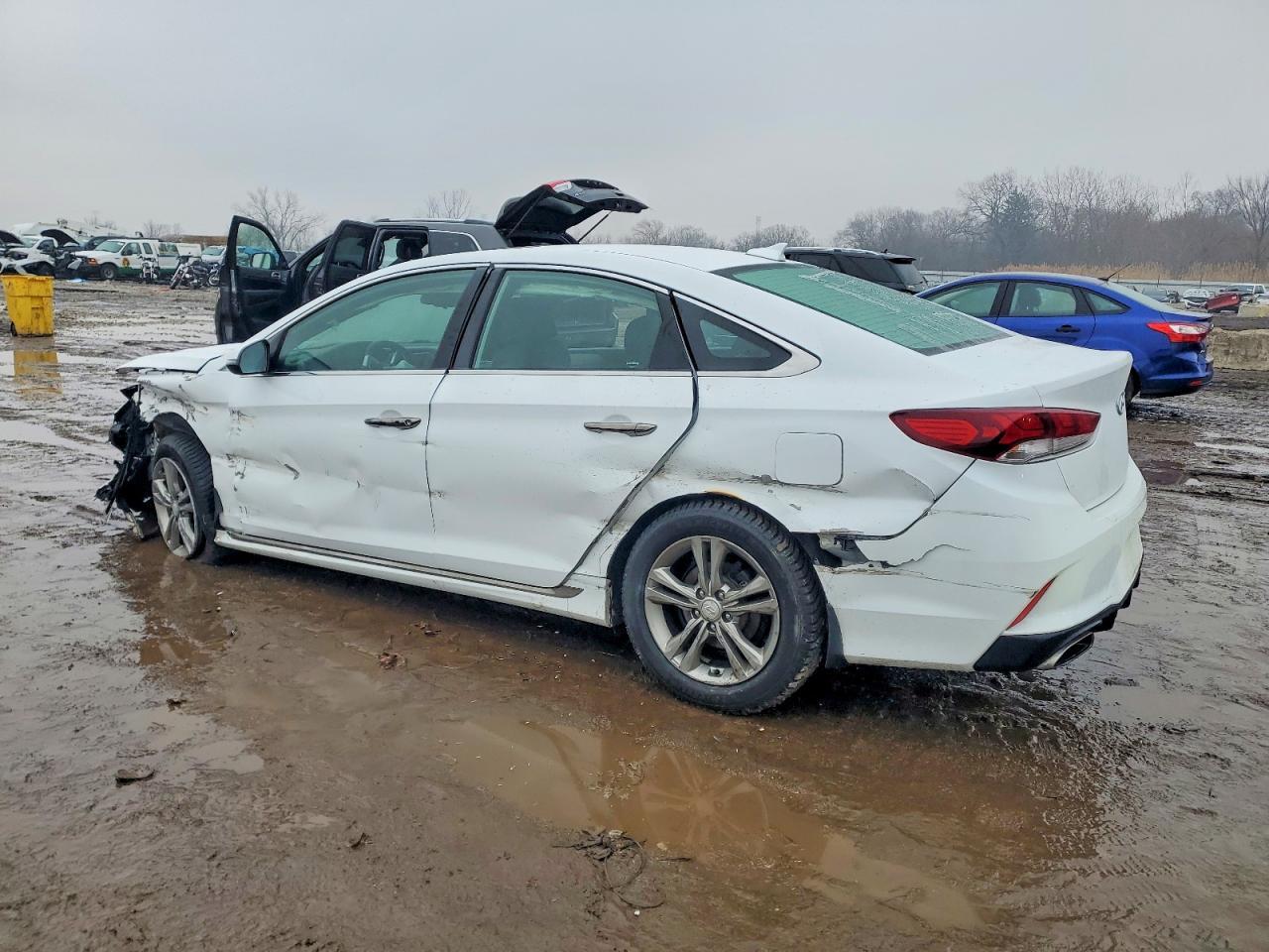 2019 Hyundai Sonata - Image 2