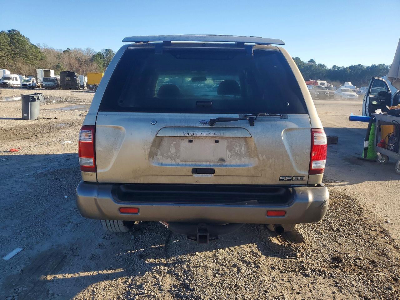 2001 Nissan Pathfinder Le - Image 6