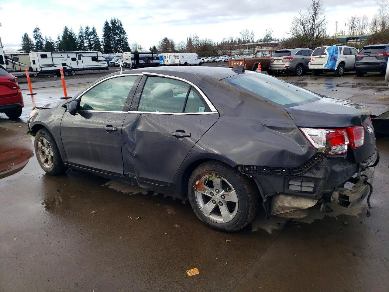 2013 Chevrolet Malibu Ls - Фото 2