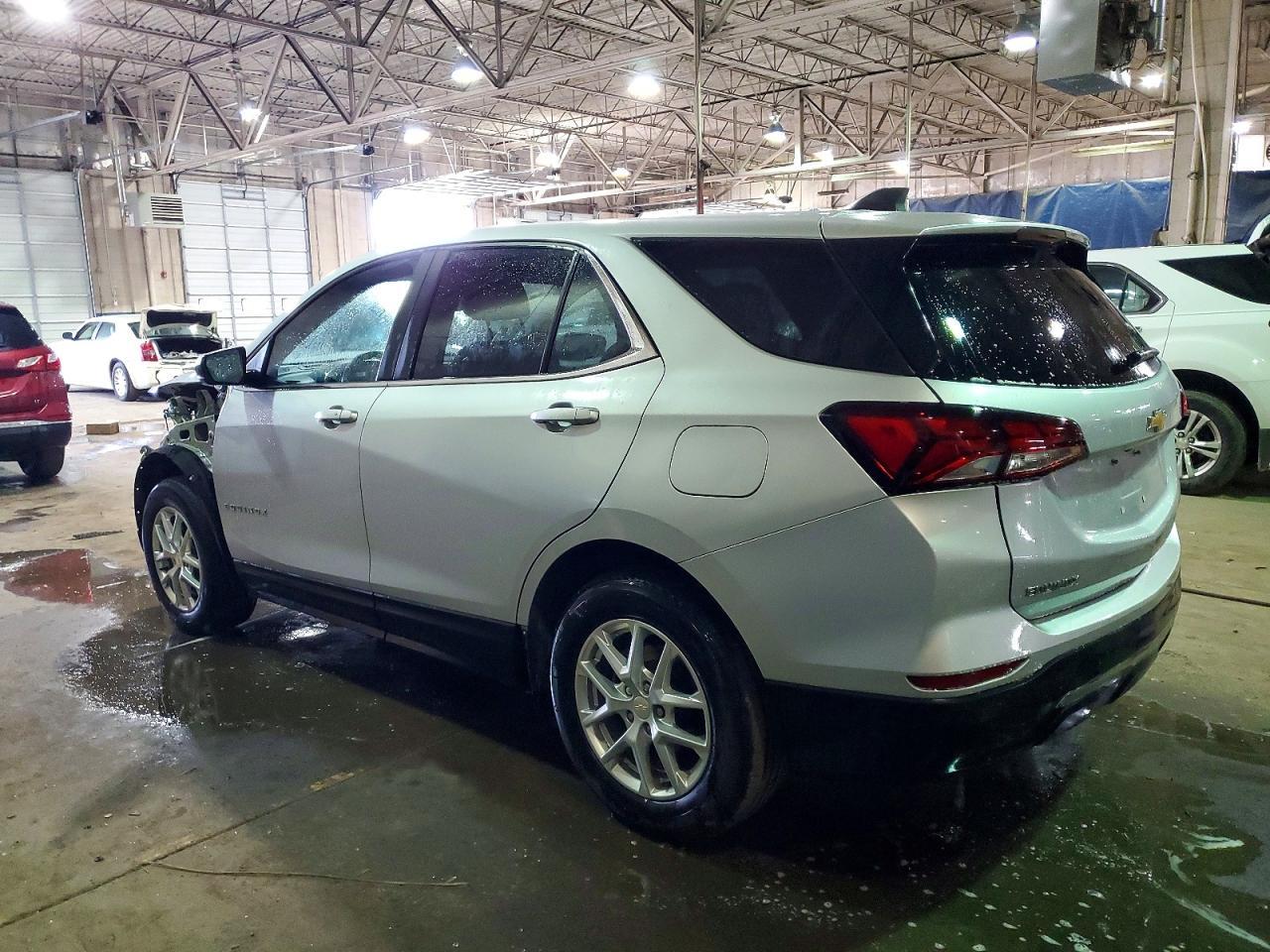 2022 Chevrolet Equinox Lt - Фото 2
