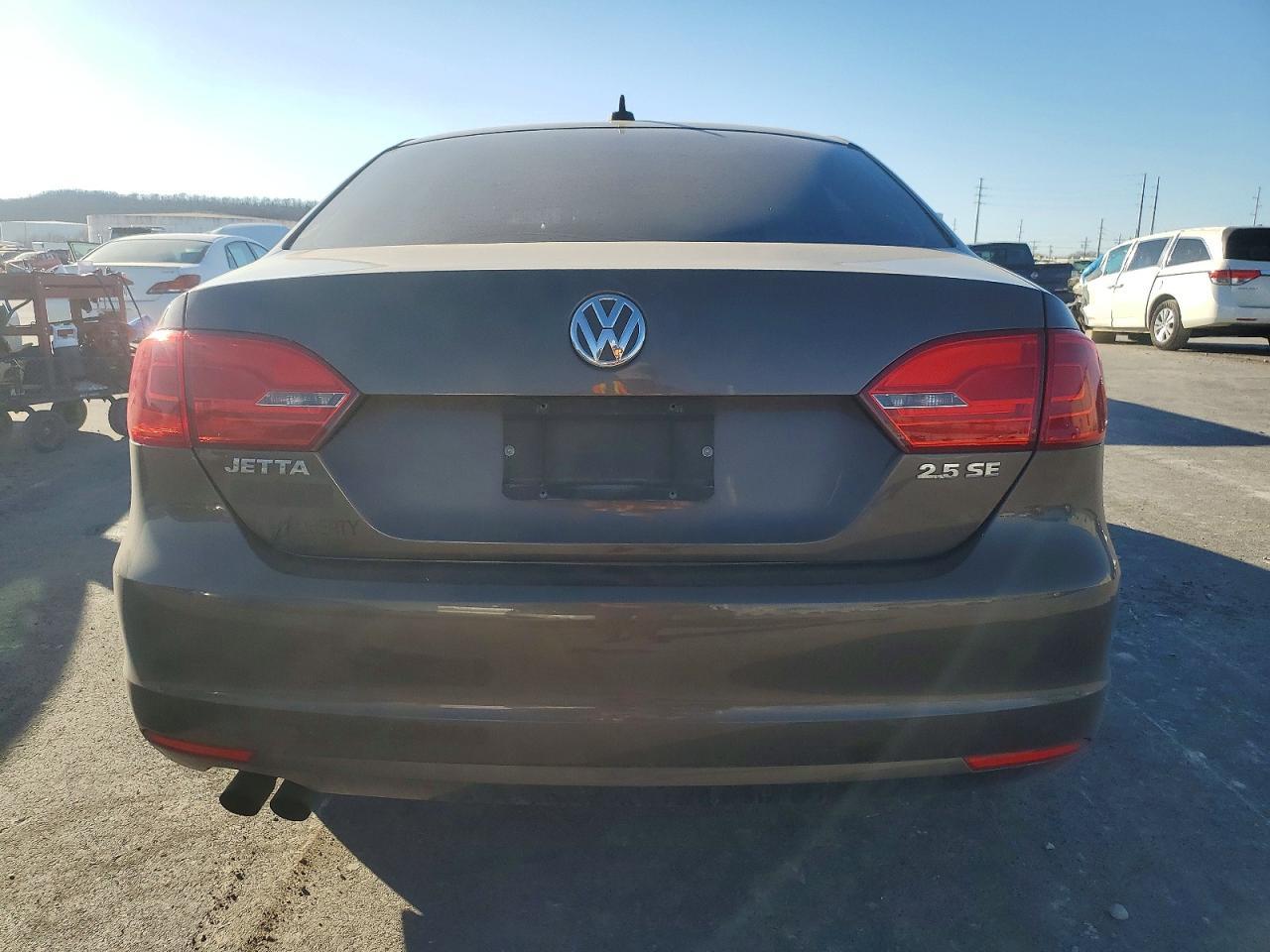 2013 Volkswagen Jetta Se - Image 6