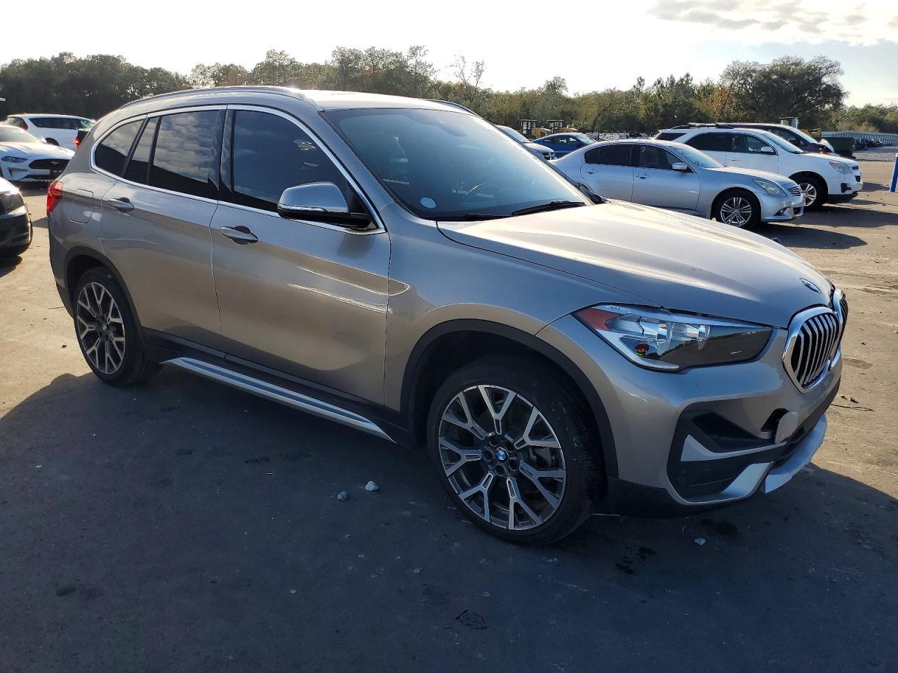 2021 BMW X1 Sdrive28I - Фото 4