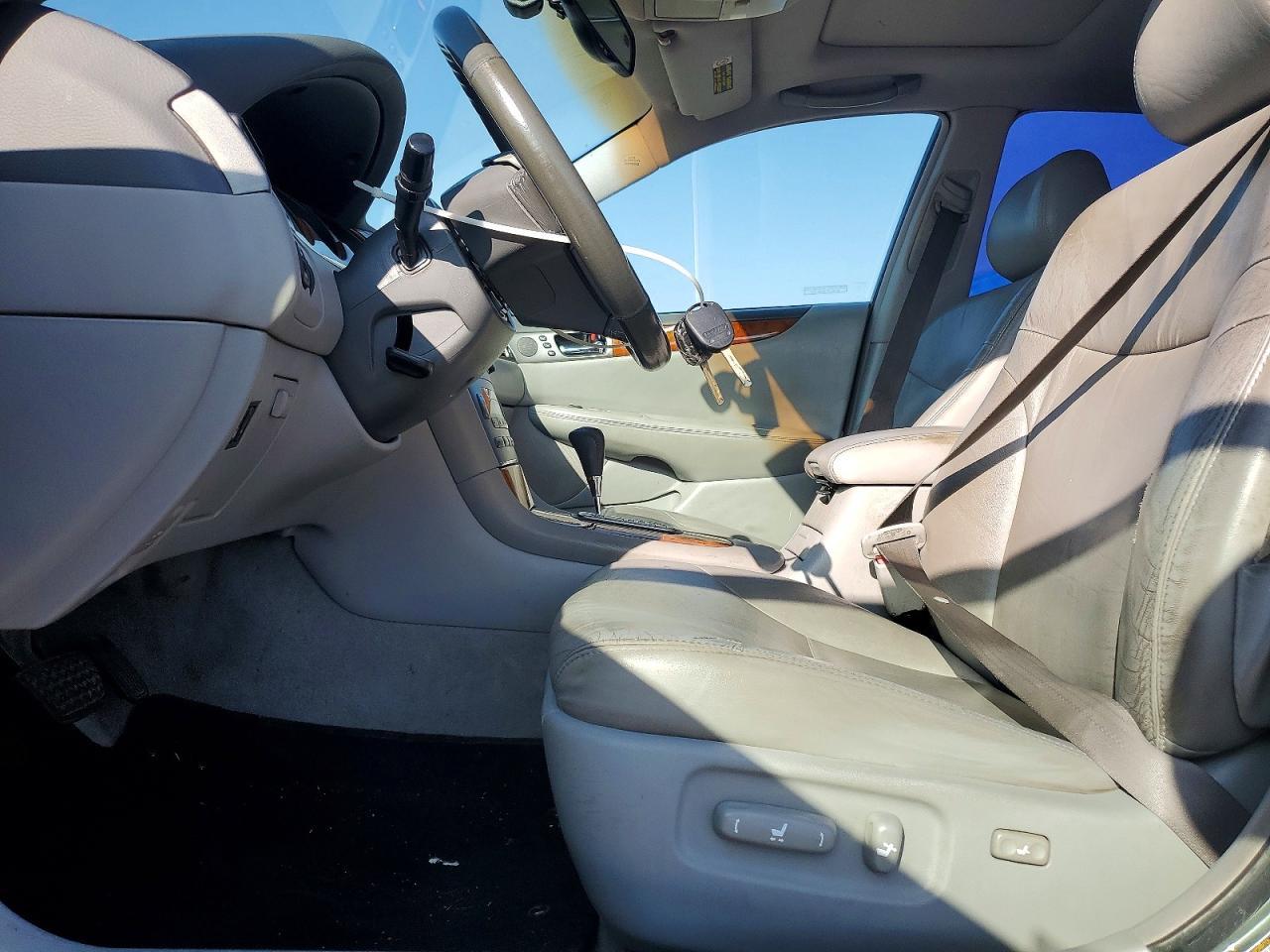 2005 Lexus Es 330 - Image 7
