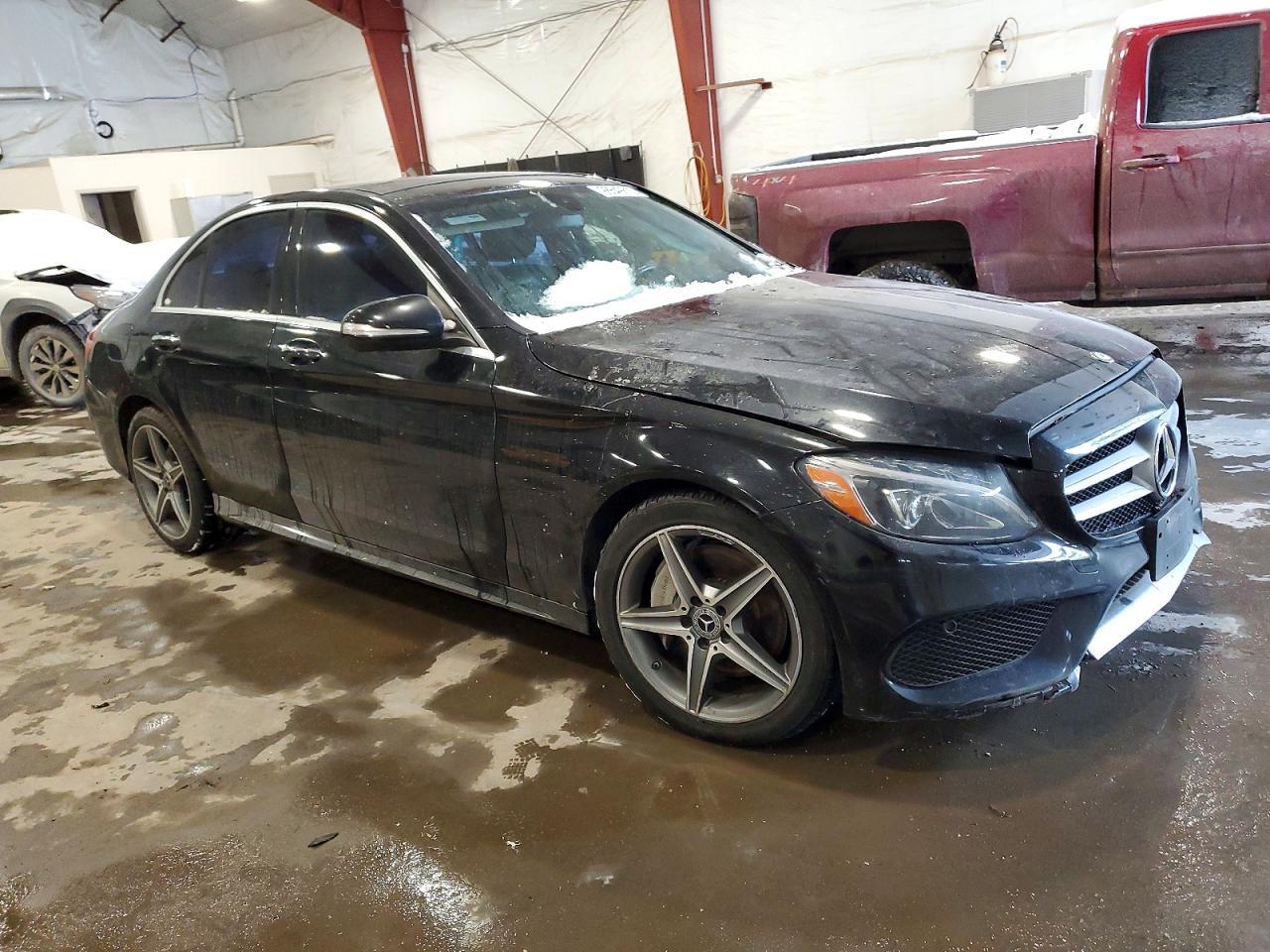 2015 Mercedes-Benz C 300 4Matic - Фото 4