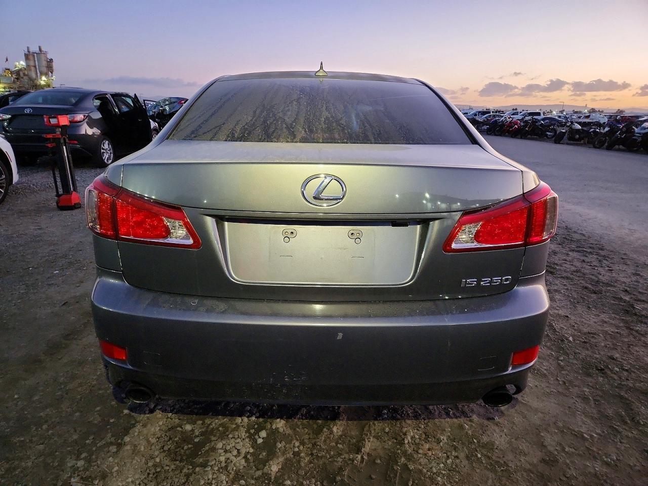 2012 Lexus Is 250 - Image 6