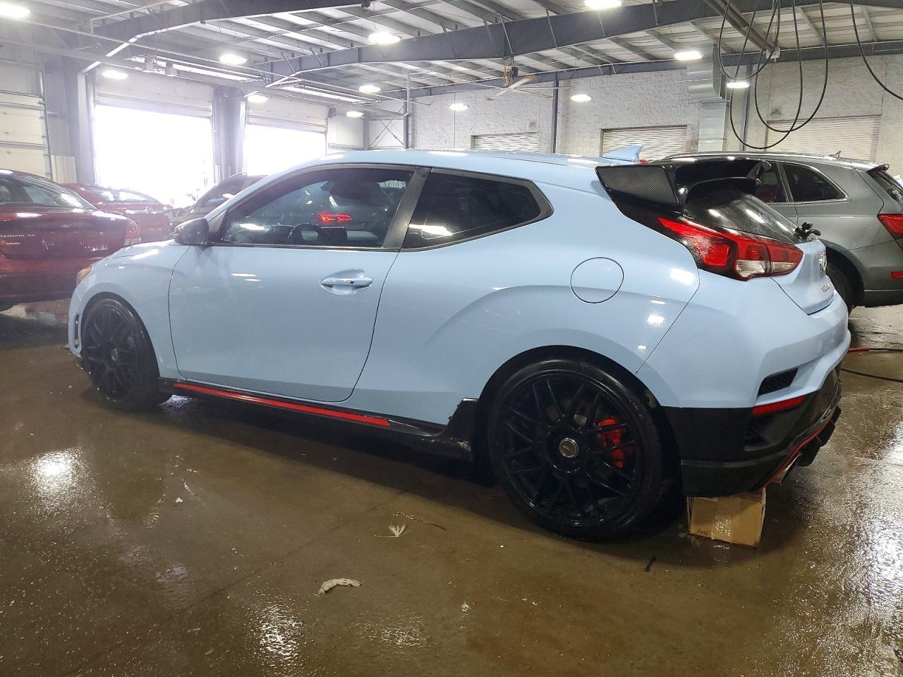 2021 Hyundai Veloster N Base - Фото 2