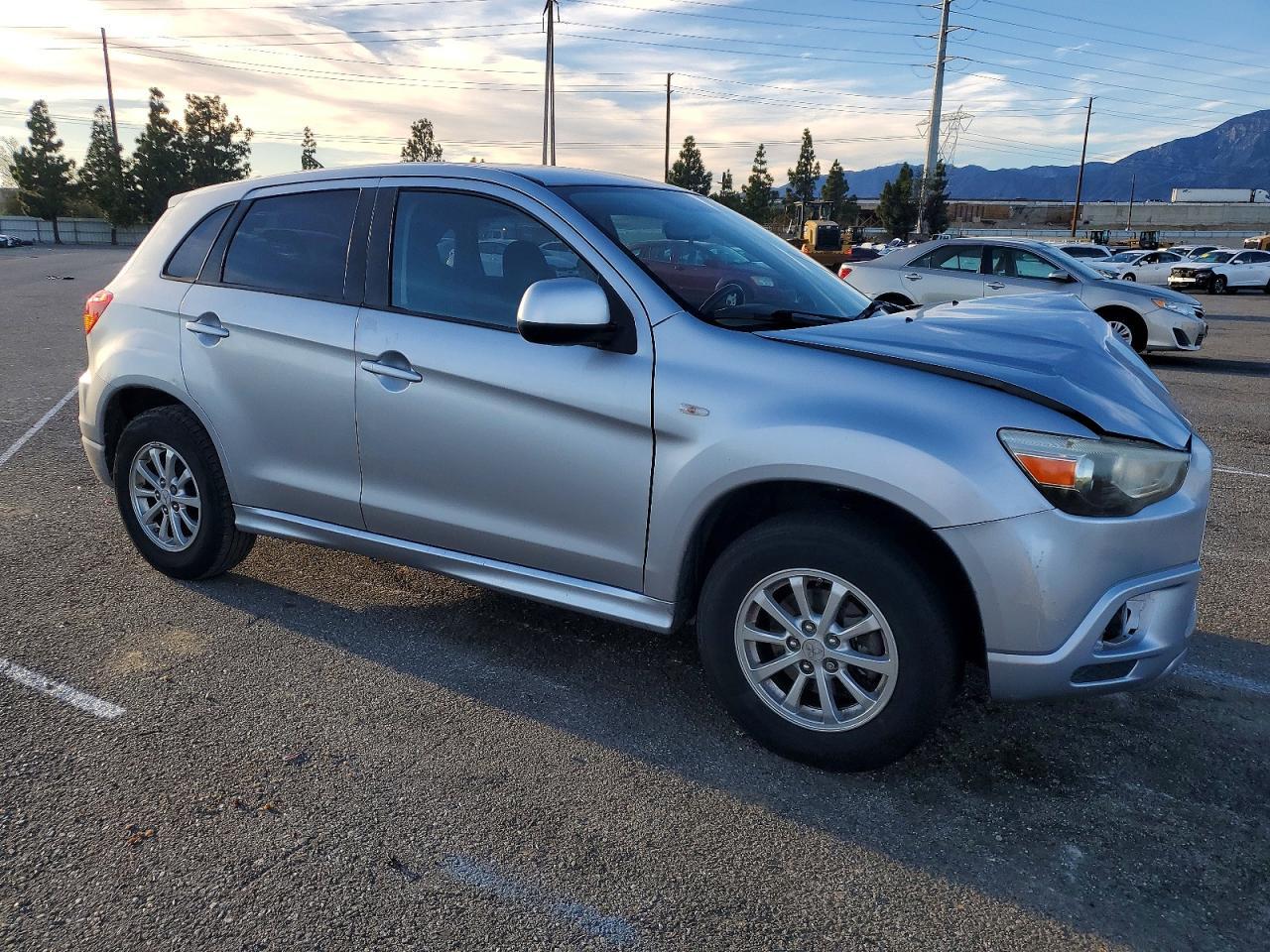 2011 Mitsubishi Outlander Sport Es - Фото 4